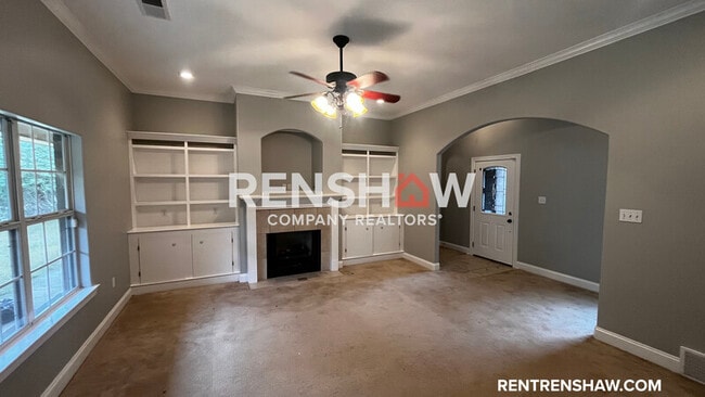 Foto del edificio - 220 Armour Rd