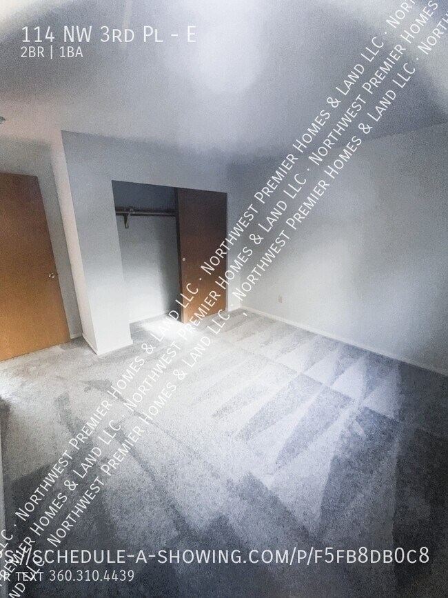 Foto del edificio - 114 NW 3rd Pl