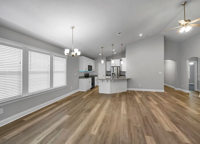Foto del edificio - Stunning Rental in Navarre!