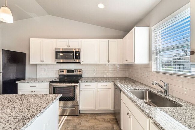 Building Photo - 4082 Autumn Hue Ln