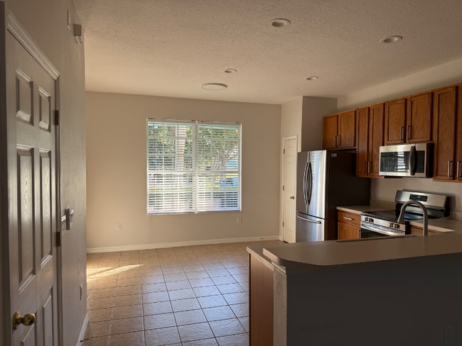 Building Photo - 11726 Declaration Dr