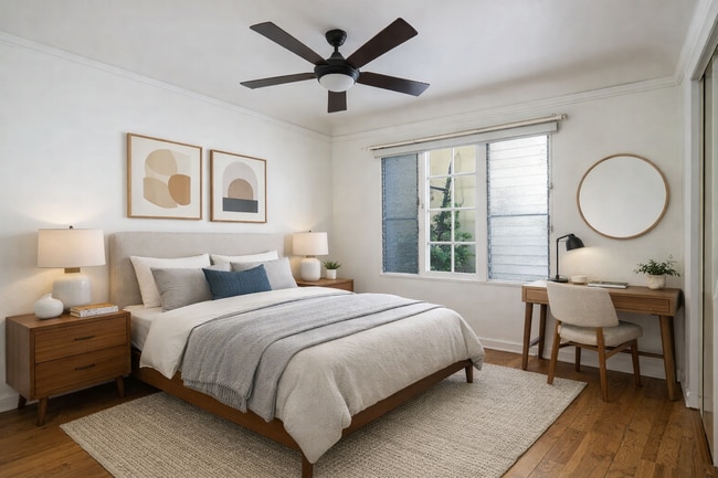 Building Photo - 1345 N Hayworth Ave