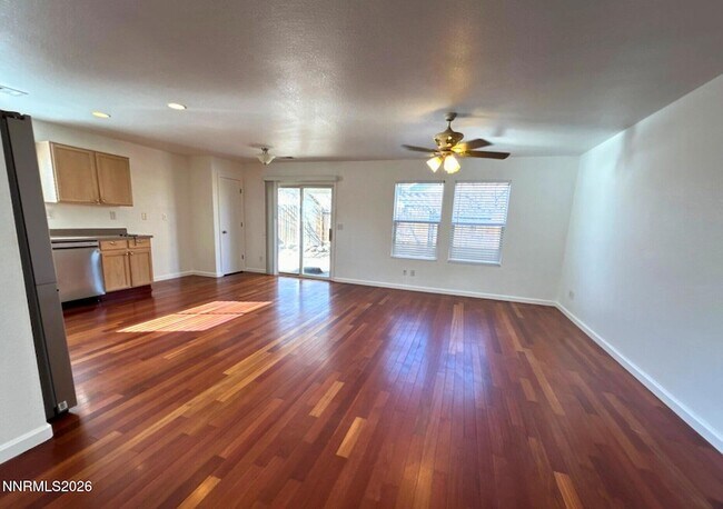 Foto del edificio - 986 Montero Dr