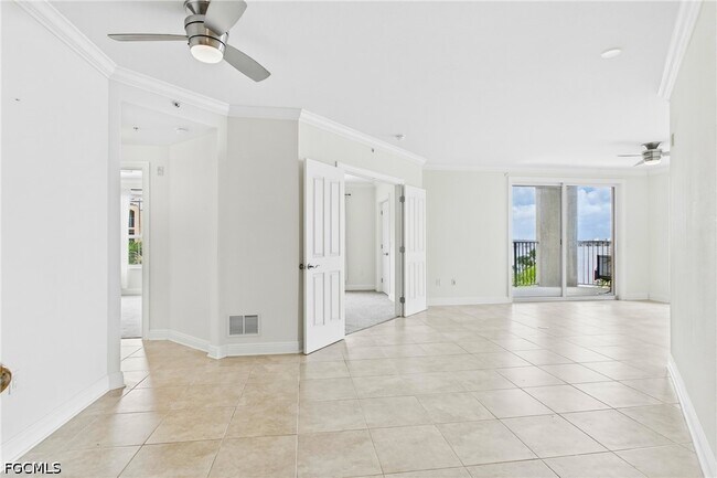 Foto del edificio - 2825 Palm Beach Blvd