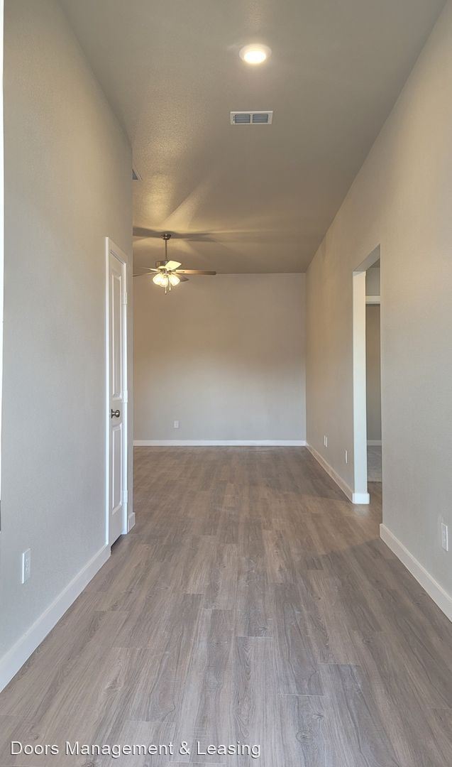 Building Photo - 3 br, 2 bath House - 2010 135th Street