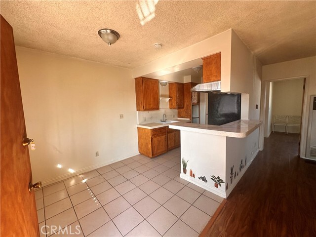 Foto del edificio - 1413 S Almansor St