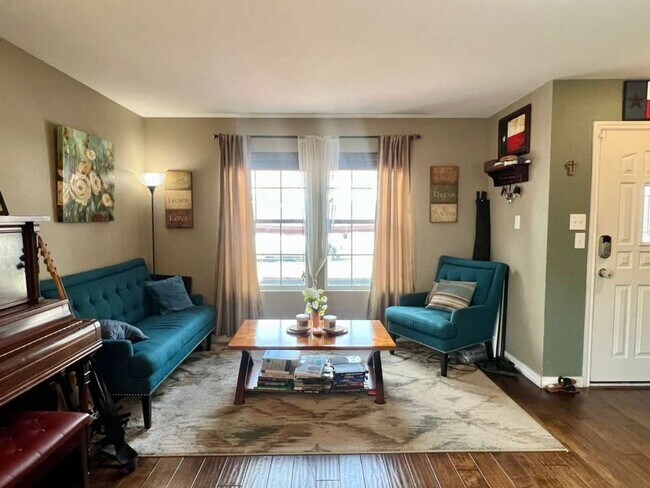 Foto del edificio - 4 Bed, 3 Bath & Unbeatable Location — Your Selma Dream Home Near The Forum Awaits!