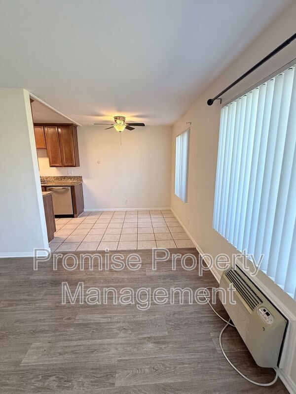 Foto del edificio - 1240 N Broadway