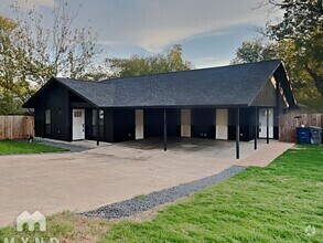 Building Photo - 1603 Rutland Dr