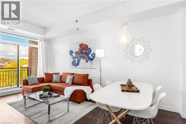 Building Photo - 34 Plains Rd E