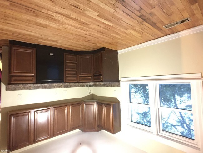 Building Photo - 10432 San Carlos Ln