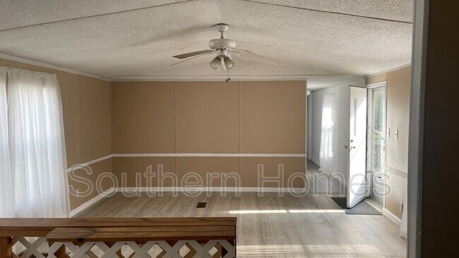Building Photo - 182 Gorley's Rd