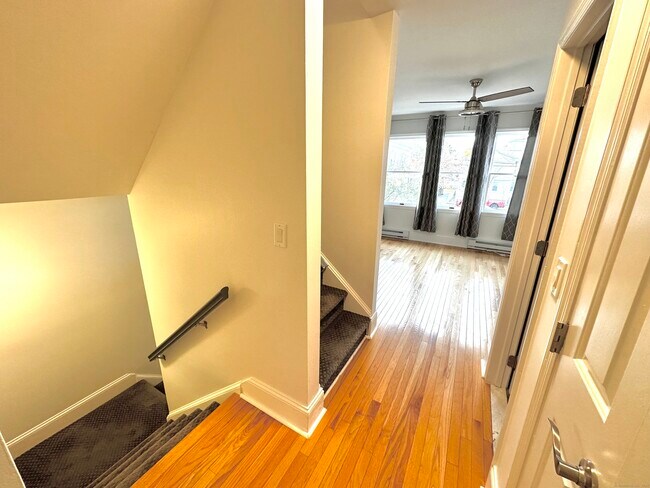 Building Photo - 55 Woodland Pl