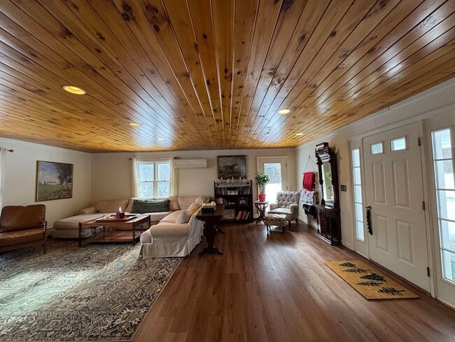 Foto del edificio - 78 Stoney Fields Rd