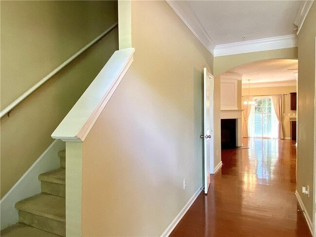 Building Photo - 921 Magnolia Leaf Dr