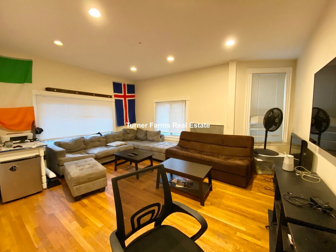 Foto principal - 38 Calumet St