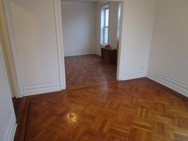 Foto del edificio - 6825 7th Ave