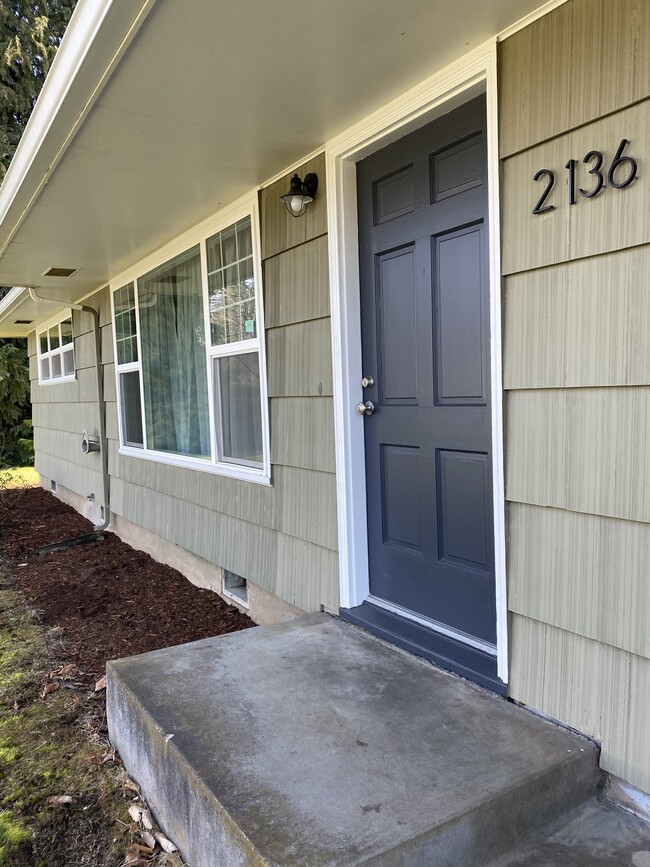 Building Photo - 2136 Jeppesen Acres Rd