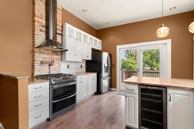Building Photo - 58 G St