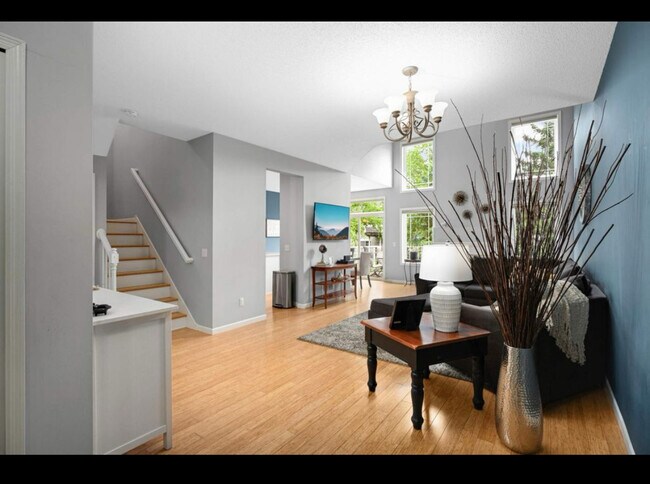 Foto del edificio - 6715 158th St W