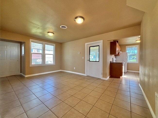 Foto del edificio - 4216 E Princeton Ave