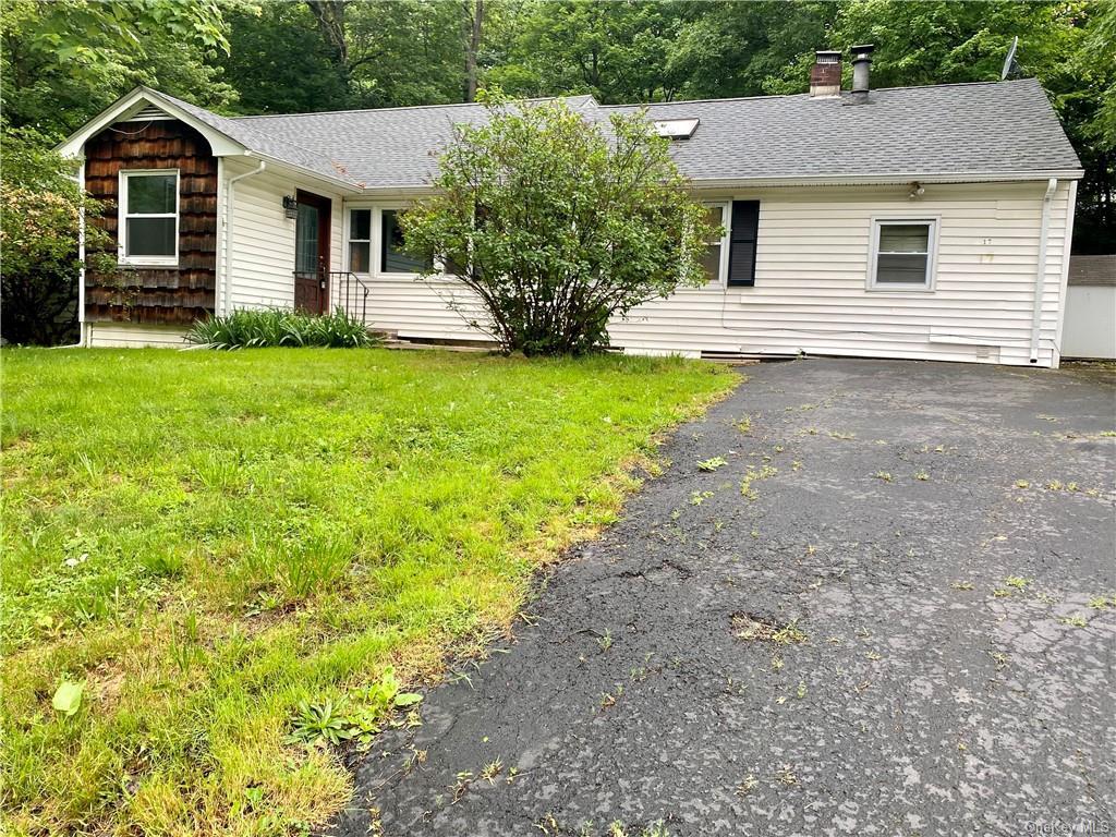 Foto principal - 17 Birchwood Dr