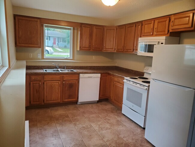 Foto del edificio - 742 Central Plains Ct