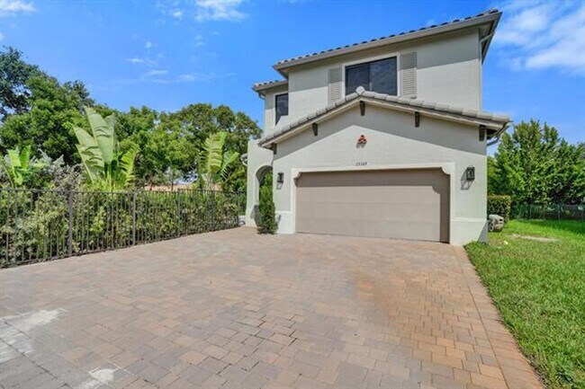 Building Photo - 13145 Addilyn Ct