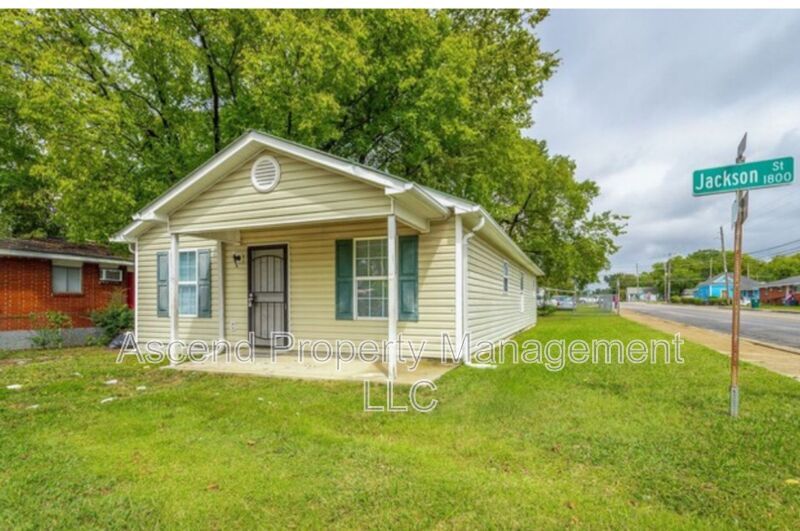 Primary Photo - 1821 Jackson St