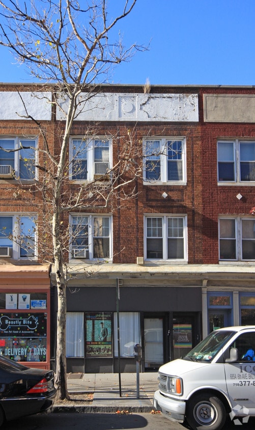 Primary Photo - 138 Court St