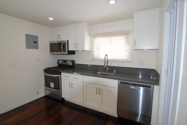 Kitchen - 522 S Broadway