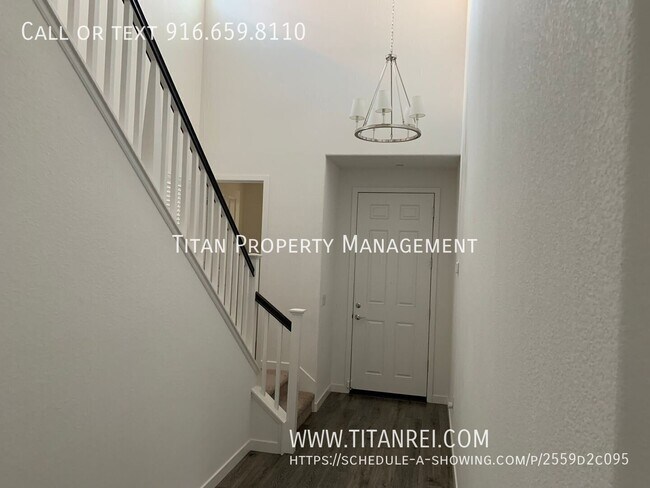 Foto del edificio - 1033 Oakbriar Cir