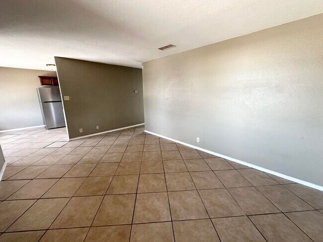 Foto del edificio - 205 Edgewood Dr