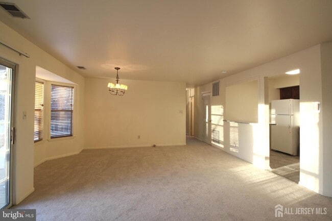 Building Photo - 103 Claridge Ct