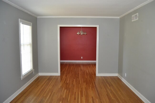 Building Photo - 1606 Sterling Dr