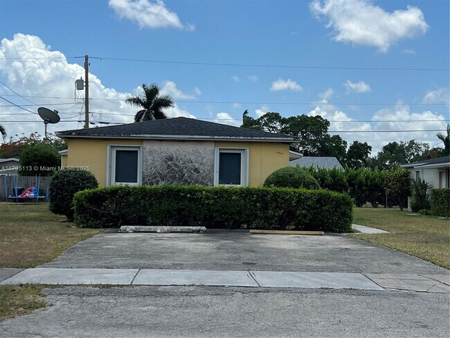 Foto del edificio - 17962 SW 296th St