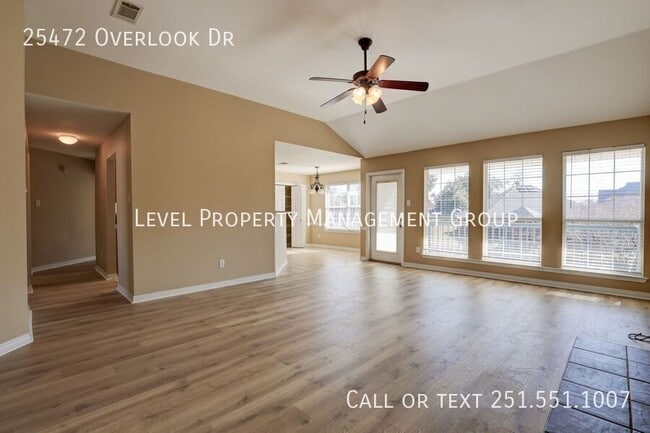 Foto del edificio - 25472 Overlook Dr