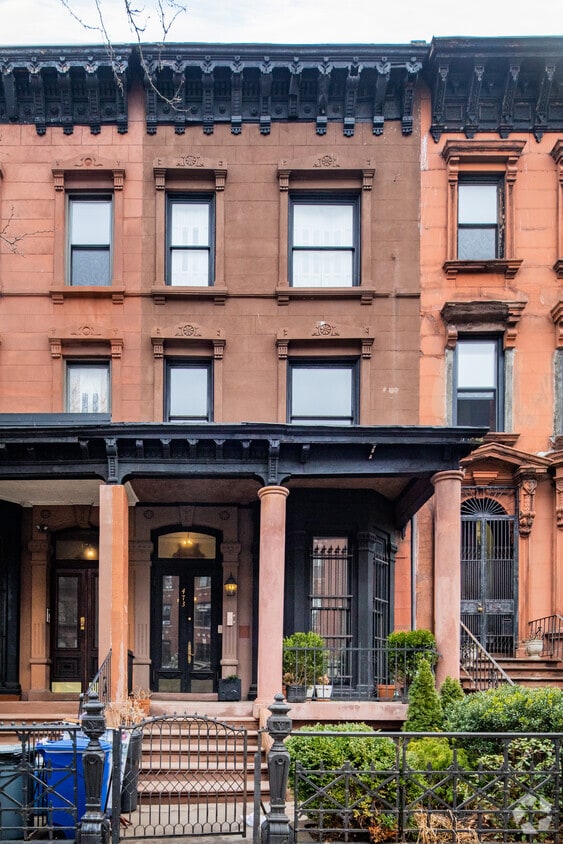 473 Clinton Ave, Brooklyn, NY 11238 Apartments in Brooklyn, NY