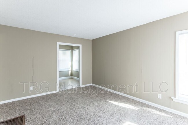 Foto del edificio - 2646 E Grail St