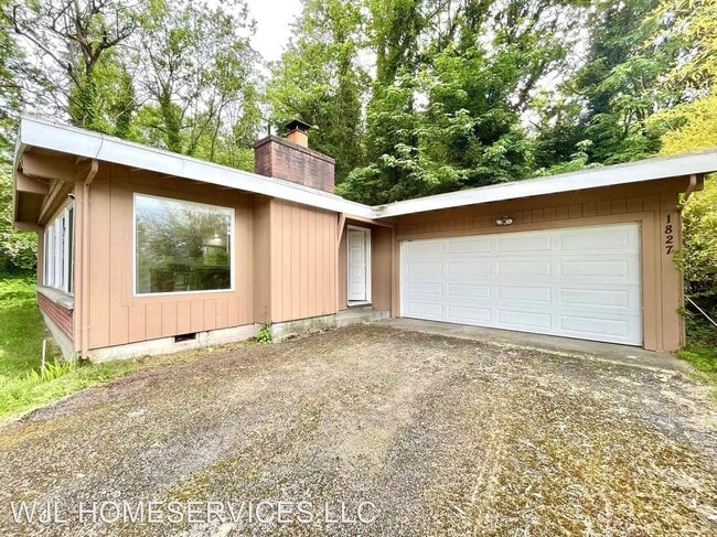 Building Photo - 3 br, 1 bath House - 1827 Richard Rd