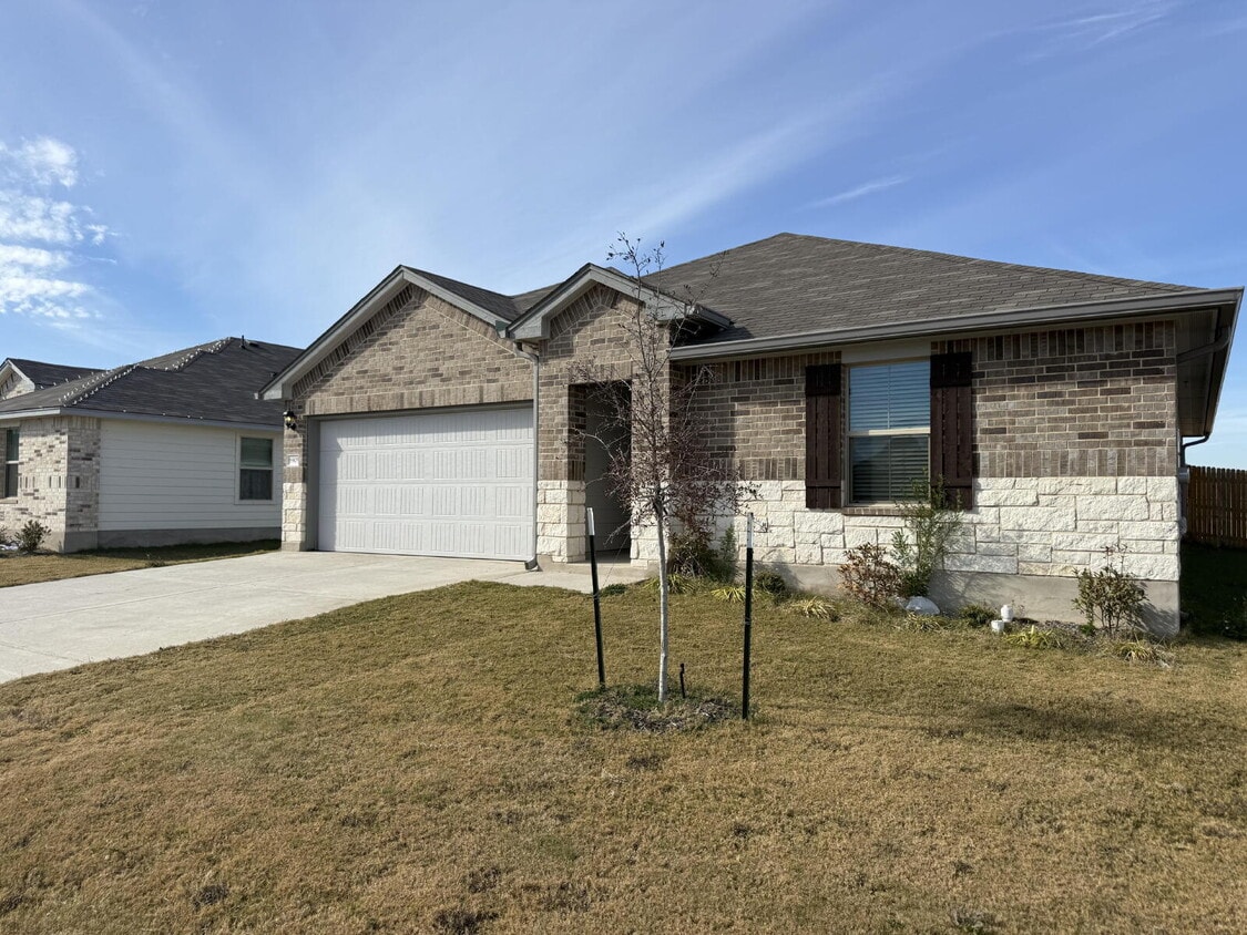 Building Photo - Charming Modern Home in China Spring ISD – Built 2024