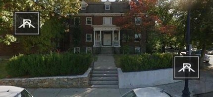 Building Photo - 2018 Commonwealth Ave