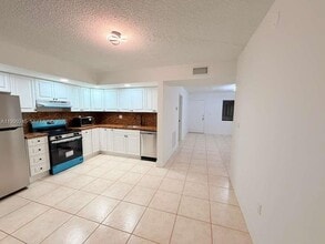 Building Photo - 8420 SW 133rd Avenue Rd