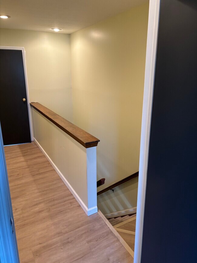 Foto del edificio - 6698 Willow Grove Ln