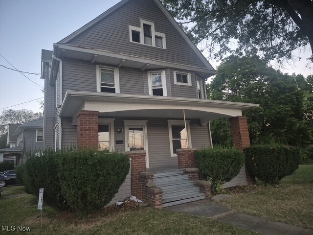 Foto principal - 699 W Exchange St