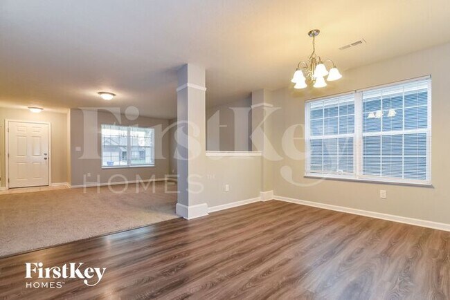 Foto del edificio - 7530 Boundary Bay Ct