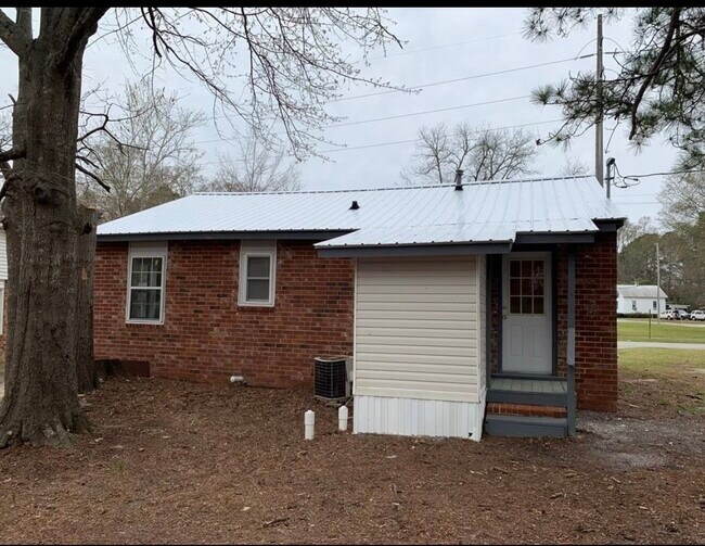 Back of Home - 604 Ellington Ave