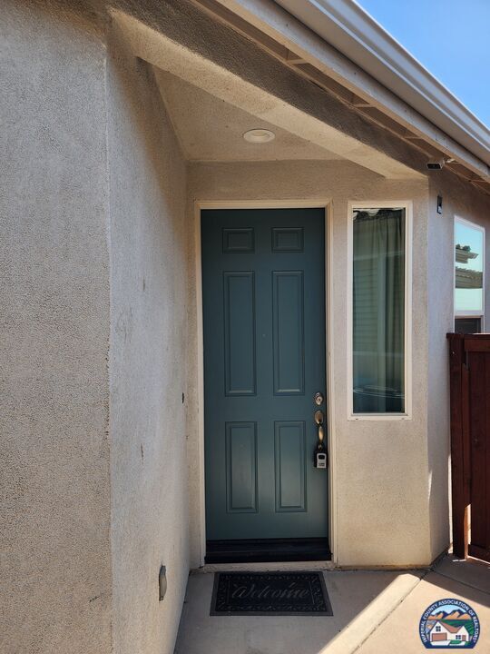Foto del edificio - 2724 Meadowbrook Dr