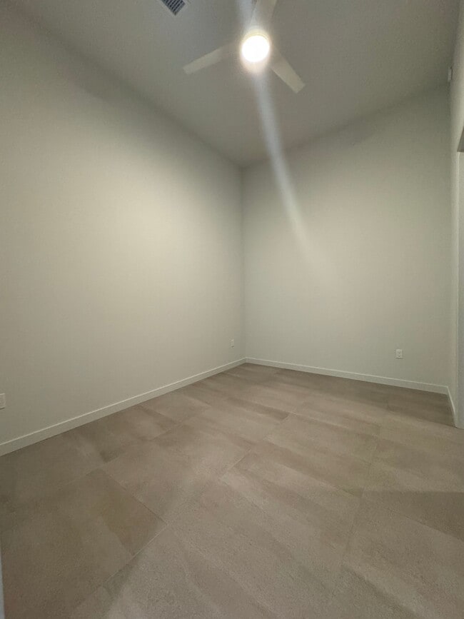 MASTER BEDROOM - 62 NW 26th St