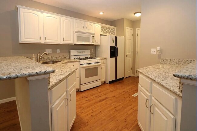 Foto del edificio - 52381 Oak Manor Dr